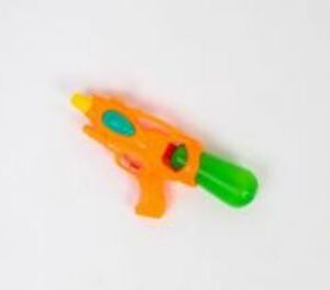 Pistolas de agua Medidas: 25 cm x 13 cm