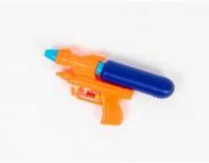 Pistolas de agua Medidas: 18 cm x 11 cmx